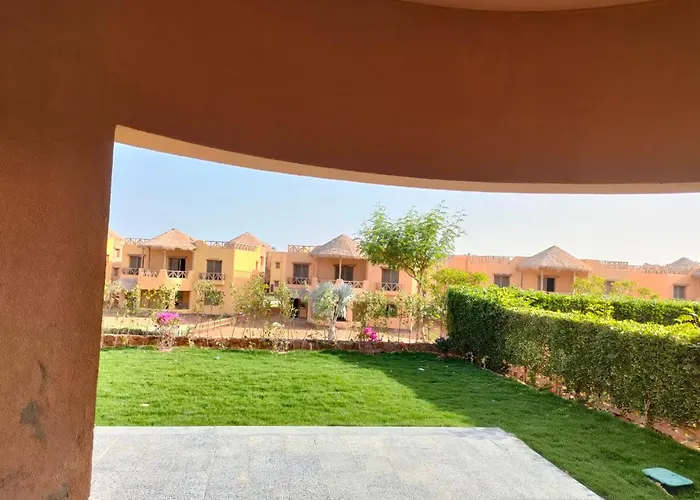 Alpesi faház في ماونتن فيو العين السخنة Vip In Mountain View Sokhna Families Only *