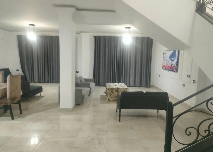 Alpesi faház في ماونتن فيو العين السخنة Vip In Mountain View Sokhna Families Only Ajn-Szuhna