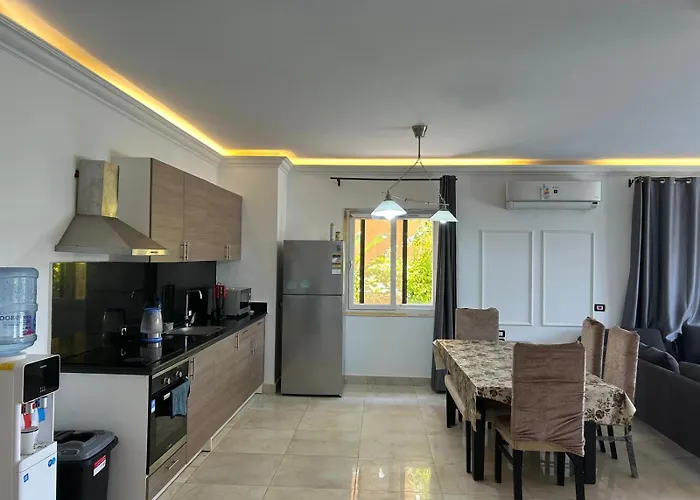 في ماونتن فيو العين السخنة Vip In Mountain View Sokhna Families Only Alpesi faház *
